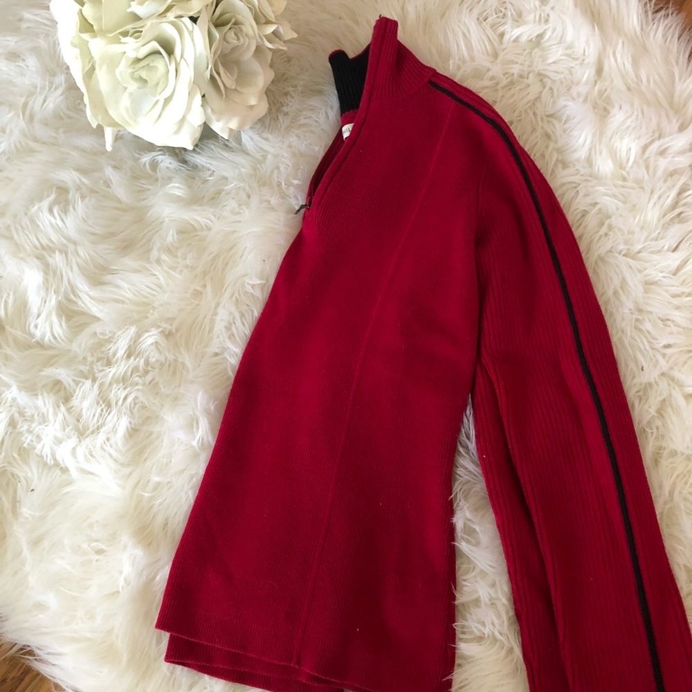 •~Tommy Hilfiger Half Zip~•